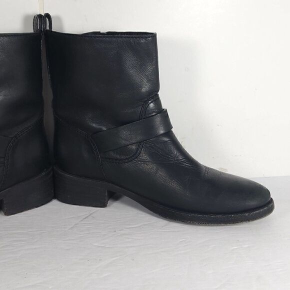 Tory Burch Women’s Bennie US 7M Black Leather Buckled Ankle Biker Riding Boots - Picture 13 of 13